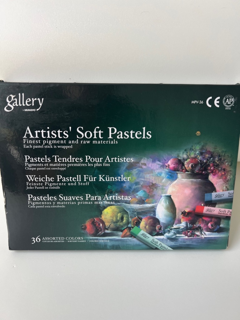 Gallery Artists' Soft Pastels - Green, Pink, Blue Assortment